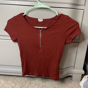 Garage top with zipper